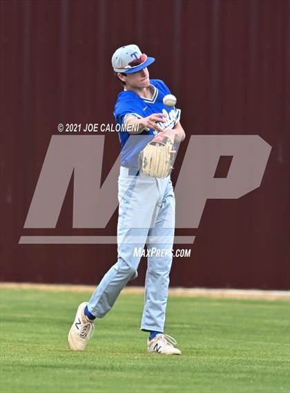 Thumbnail 1 in Davenport vs Tivy (Comal Clash Tournament) photogallery.