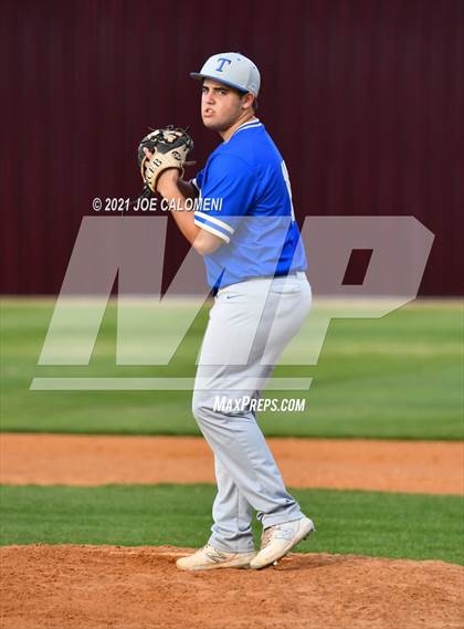 Thumbnail 3 in Davenport vs Tivy (Comal Clash Tournament) photogallery.