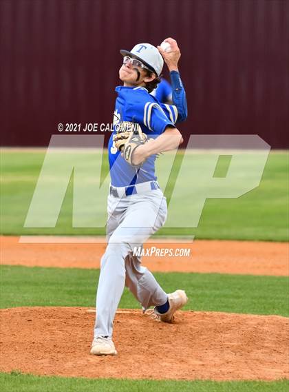 Thumbnail 1 in Davenport vs Tivy (Comal Clash Tournament) photogallery.