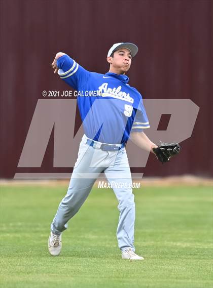 Thumbnail 2 in Davenport vs Tivy (Comal Clash Tournament) photogallery.