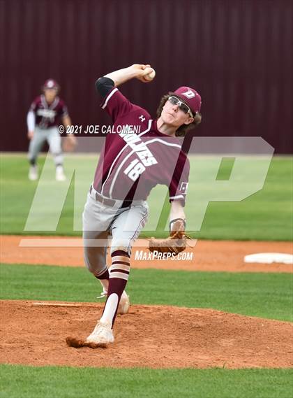 Thumbnail 2 in Davenport vs Tivy (Comal Clash Tournament) photogallery.