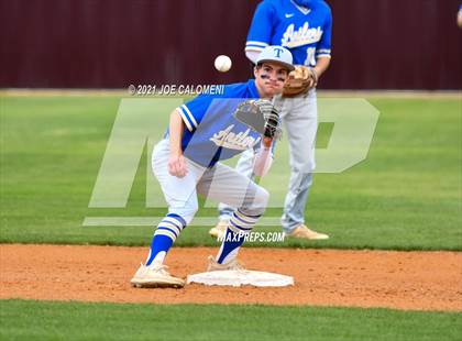 Thumbnail 3 in Davenport vs Tivy (Comal Clash Tournament) photogallery.