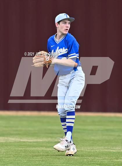 Thumbnail 2 in Davenport vs Tivy (Comal Clash Tournament) photogallery.