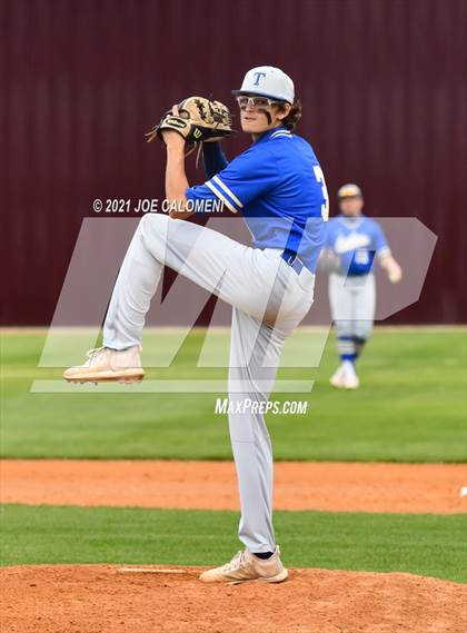 Thumbnail 1 in Davenport vs Tivy (Comal Clash Tournament) photogallery.