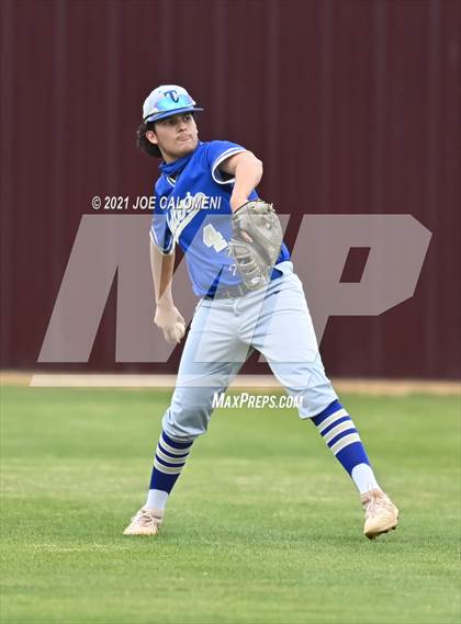 Thumbnail 1 in Davenport vs Tivy (Comal Clash Tournament) photogallery.