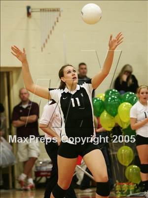 Thumbnail 3 in Archbishop Mitty vs. Mira Costa (D2 State Final) photogallery.