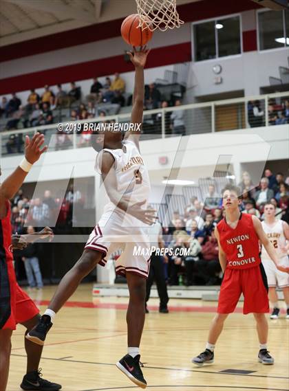Thumbnail 3 in Newton-Conover vs. Hickory photogallery.