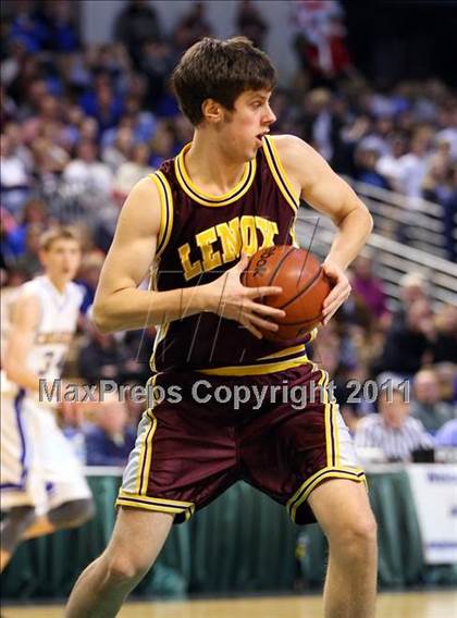 Thumbnail 2 in Lenox vs Whitinsville Christian (MIAA Division 3 Semifinal) photogallery.