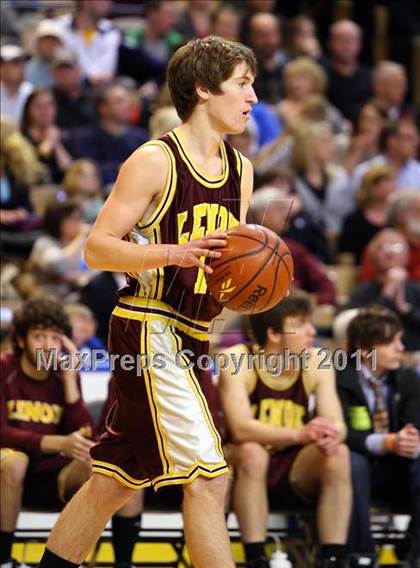 Thumbnail 3 in Lenox vs Whitinsville Christian (MIAA Division 3 Semifinal) photogallery.