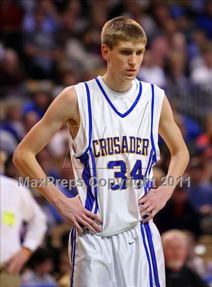 Thumbnail 1 in Lenox vs Whitinsville Christian (MIAA Division 3 Semifinal) photogallery.