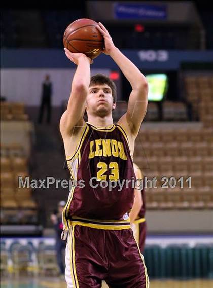 Thumbnail 2 in Lenox vs Whitinsville Christian (MIAA Division 3 Semifinal) photogallery.
