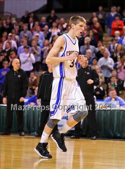 Thumbnail 2 in Lenox vs Whitinsville Christian (MIAA Division 3 Semifinal) photogallery.