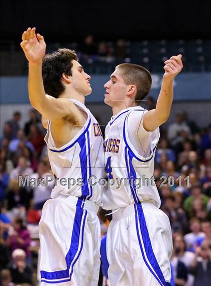 Thumbnail 3 in Lenox vs Whitinsville Christian (MIAA Division 3 Semifinal) photogallery.