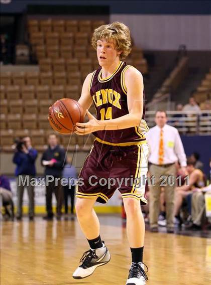 Thumbnail 2 in Lenox vs Whitinsville Christian (MIAA Division 3 Semifinal) photogallery.