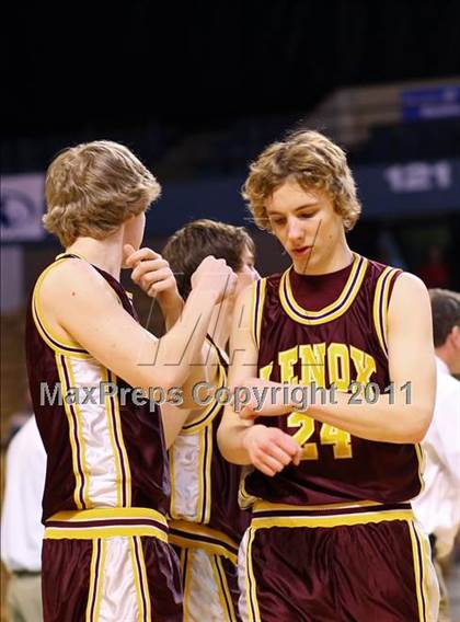 Thumbnail 2 in Lenox vs Whitinsville Christian (MIAA Division 3 Semifinal) photogallery.