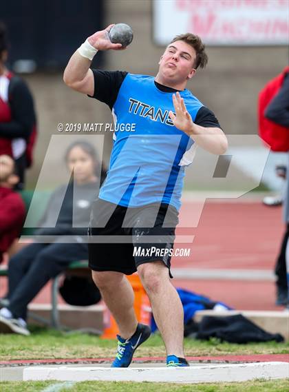 Thumbnail 3 in EB Relays (Shot Put & Discus) photogallery.