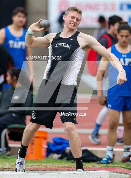 Thumbnail 2 in EB Relays (Shot Put & Discus) photogallery.