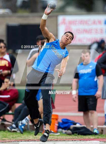 Thumbnail 1 in EB Relays (Shot Put & Discus) photogallery.
