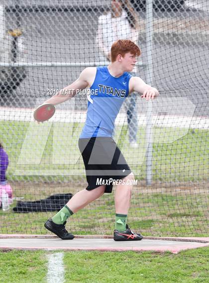 Thumbnail 2 in EB Relays (Shot Put & Discus) photogallery.