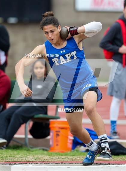 Thumbnail 1 in EB Relays (Shot Put & Discus) photogallery.