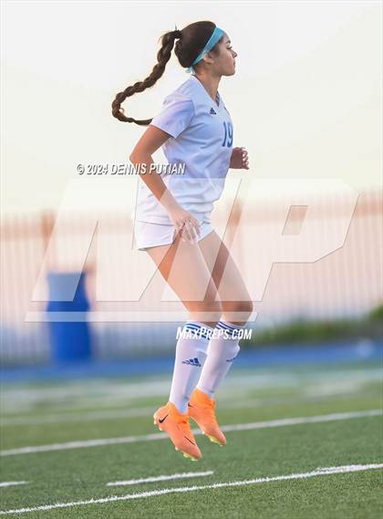 Thumbnail 1 in Davis Sr. @ Archbishop Mitty (CIF NorCal D1 R1) photogallery.