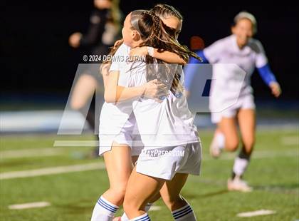 Thumbnail 3 in Davis Sr. @ Archbishop Mitty (CIF NorCal D1 R1) photogallery.