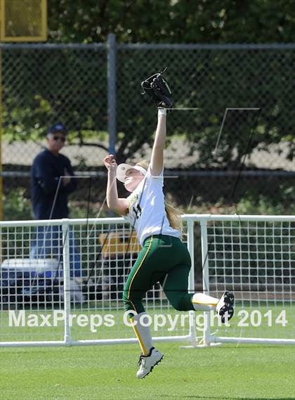 Thumbnail 2 in La Mirada vs Edison (Woodbridge Tournament) photogallery.