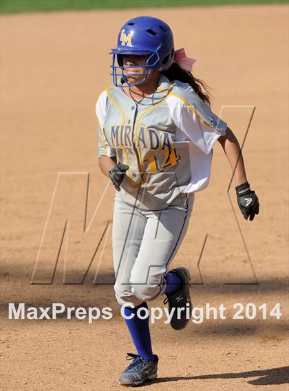 Thumbnail 2 in La Mirada vs Edison (Woodbridge Tournament) photogallery.