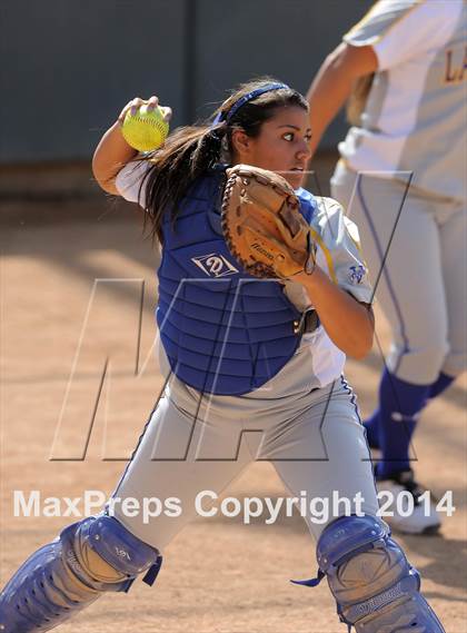 Thumbnail 2 in La Mirada vs Edison (Woodbridge Tournament) photogallery.