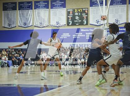 Thumbnail 3 in Notre Dame (SO) @ Sierra Canyon photogallery.