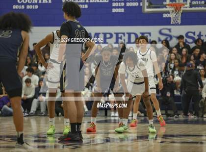 Thumbnail 2 in Notre Dame (SO) @ Sierra Canyon photogallery.