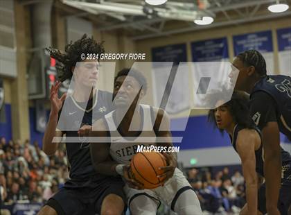 Thumbnail 1 in Notre Dame (SO) @ Sierra Canyon photogallery.