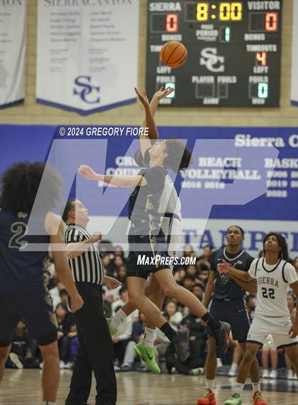 Thumbnail 3 in Notre Dame (SO) @ Sierra Canyon photogallery.