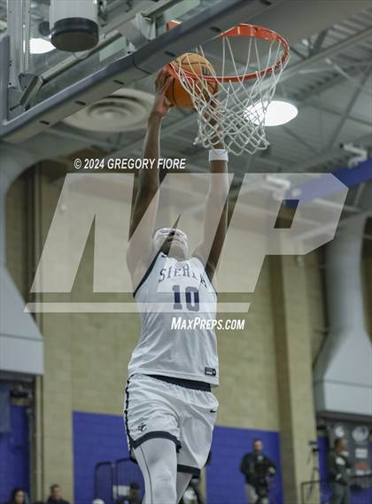 Thumbnail 1 in Notre Dame (SO) @ Sierra Canyon photogallery.