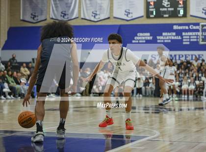 Thumbnail 2 in Notre Dame (SO) @ Sierra Canyon photogallery.