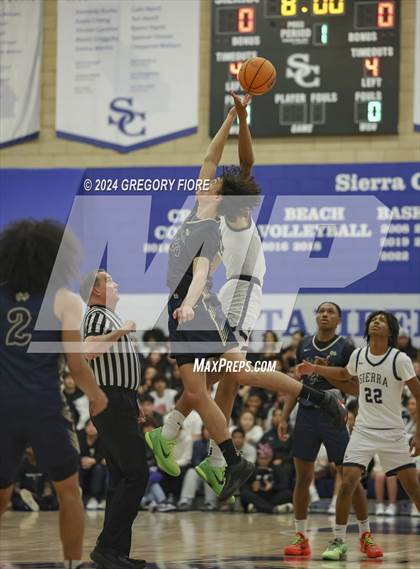Thumbnail 1 in Notre Dame (SO) @ Sierra Canyon photogallery.