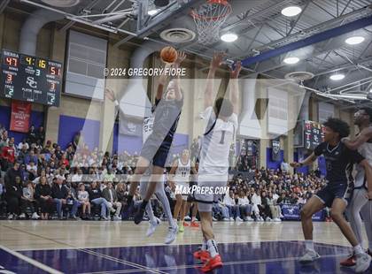 Thumbnail 1 in Notre Dame (SO) @ Sierra Canyon photogallery.