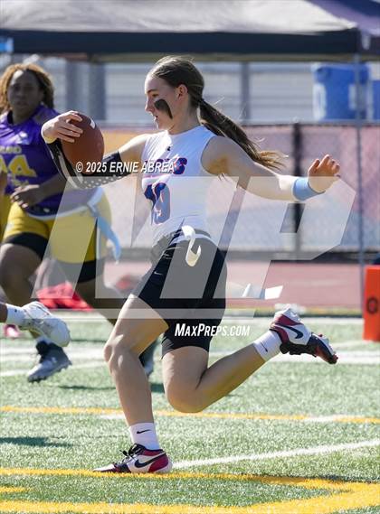 Thumbnail 1 in Clayton Valley Charter vs. Oakland Tech (Green and Gold Invitational-SRVHS) photogallery.