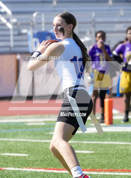 Thumbnail 3 in Clayton Valley Charter vs. Oakland Tech (Green and Gold Invitational-SRVHS) photogallery.