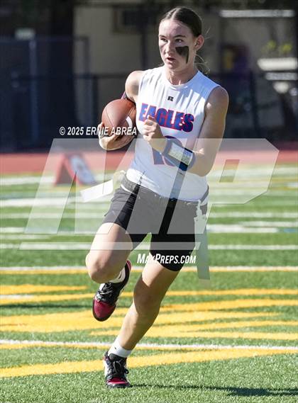 Thumbnail 3 in Clayton Valley Charter vs. Oakland Tech (Green and Gold Invitational-SRVHS) photogallery.
