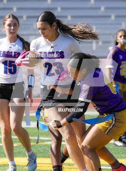 Thumbnail 3 in Clayton Valley Charter vs. Oakland Tech (Green and Gold Invitational-SRVHS) photogallery.