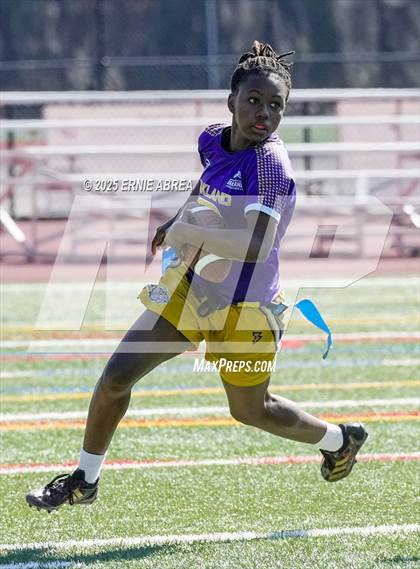 Thumbnail 2 in Clayton Valley Charter vs. Oakland Tech (Green and Gold Invitational-SRVHS) photogallery.