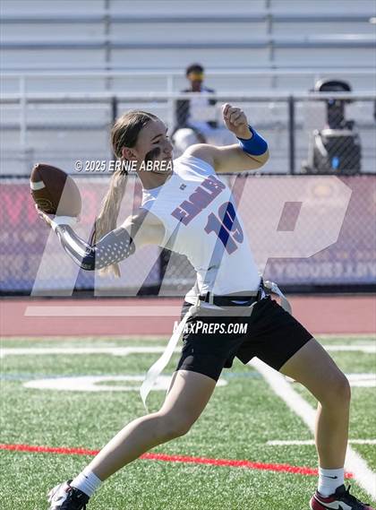 Thumbnail 1 in Clayton Valley Charter vs. Oakland Tech (Green and Gold Invitational-SRVHS) photogallery.