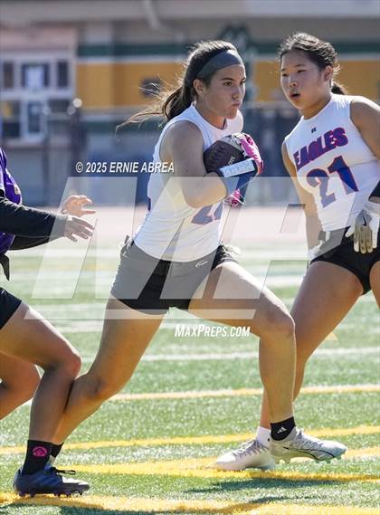 Thumbnail 1 in Clayton Valley Charter vs. Oakland Tech (Green and Gold Invitational-SRVHS) photogallery.