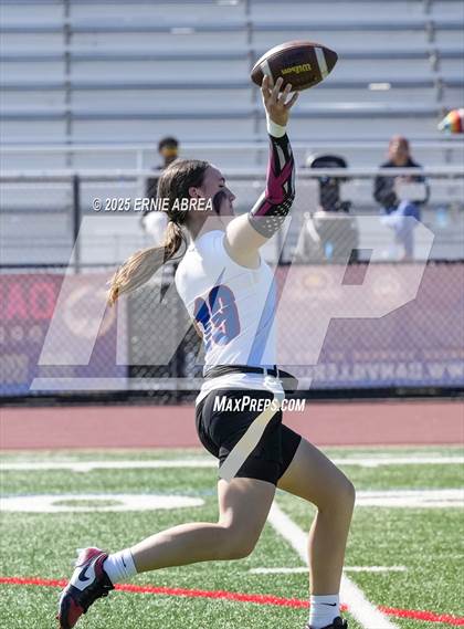 Thumbnail 3 in Clayton Valley Charter vs. Oakland Tech (Green and Gold Invitational-SRVHS) photogallery.