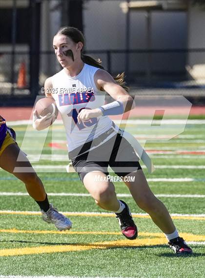 Thumbnail 2 in Clayton Valley Charter vs. Oakland Tech (Green and Gold Invitational-SRVHS) photogallery.