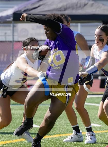 Thumbnail 2 in Clayton Valley Charter vs. Oakland Tech (Green and Gold Invitational-SRVHS) photogallery.