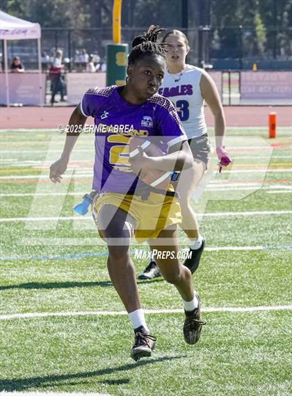 Thumbnail 3 in Clayton Valley Charter vs. Oakland Tech (Green and Gold Invitational-SRVHS) photogallery.