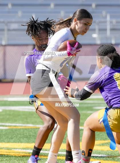 Thumbnail 1 in Clayton Valley Charter vs. Oakland Tech (Green and Gold Invitational-SRVHS) photogallery.