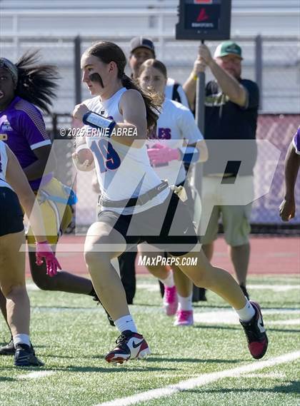 Thumbnail 3 in Clayton Valley Charter vs. Oakland Tech (Green and Gold Invitational-SRVHS) photogallery.